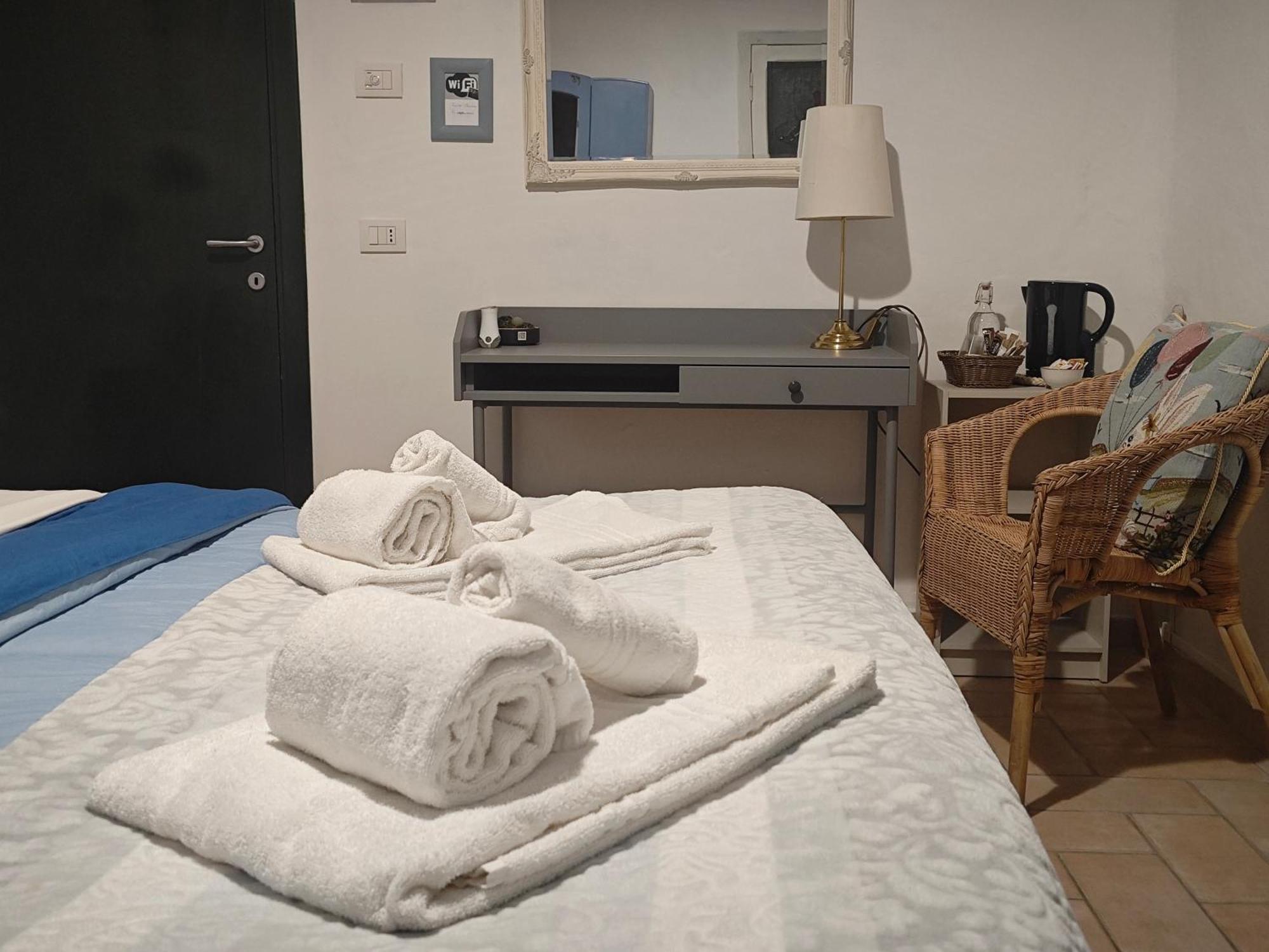 La Casa Dei Carrai Bed & Breakfast Pitigliano Bagian luar foto
